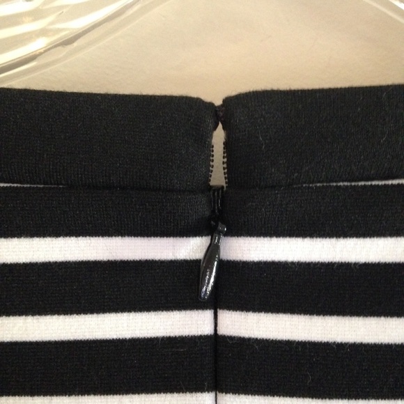 Plus Size Michael Kors Striped T-Shirt Dress - Picture 4 of 9